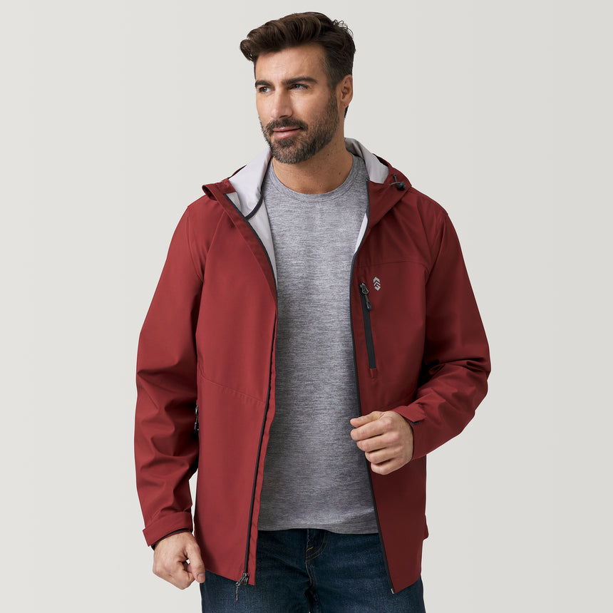 [Justin is 6'1" and wearing a size M.] Men's Hydro Lite Highline Waterproof Jacket - M - Redrock #color_redrock