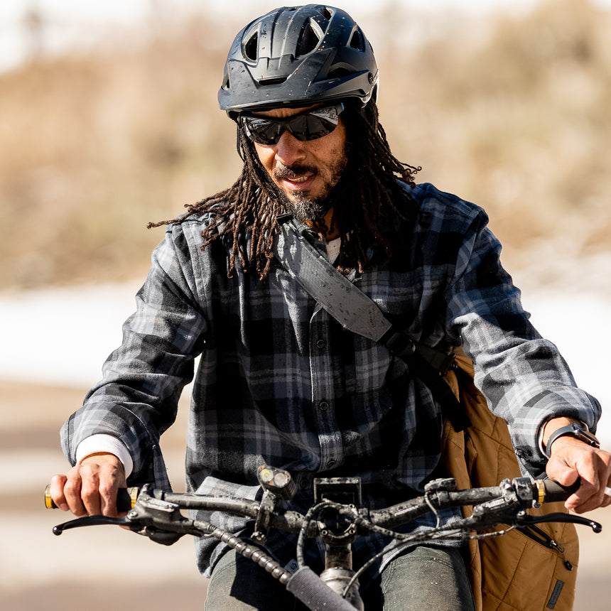 Men's Easywear Flannel Shirt - Cool Blue Plaid - M #color_cool-blue-plaid