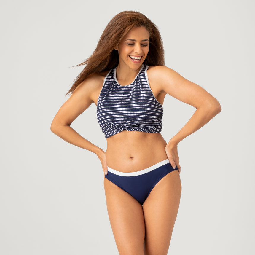 Women's Popcorn Stripe Twist Front Racerback Croptini Top - Navy-White #color_navy-white