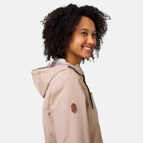 [Victoria is 5’11” wearing a size Small.] Women's Lightweight Cascade Canvas Jacket - Khaki - S #color_khaki