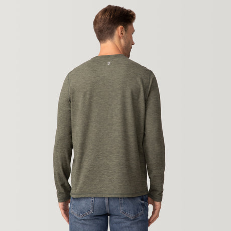 [Justin is 6’2” wearing a size Medium.] Men's FreeCycle® Sueded Spacedye Long Sleeve Crew Neck - Thistle - M #color_thistle