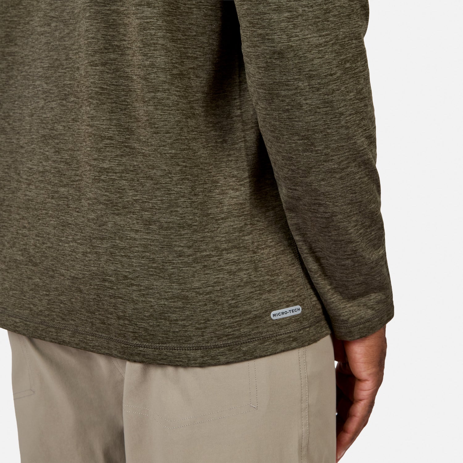 [Model is wearing size M.] 