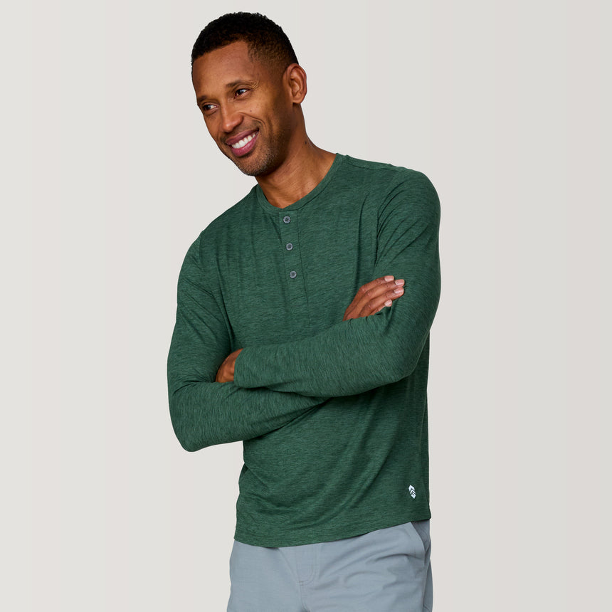 [Anderson is 6'2" wearing a size Medium.] Men's Henley Long Sleeve Shirt - M – CILANTRO #color_cilantro