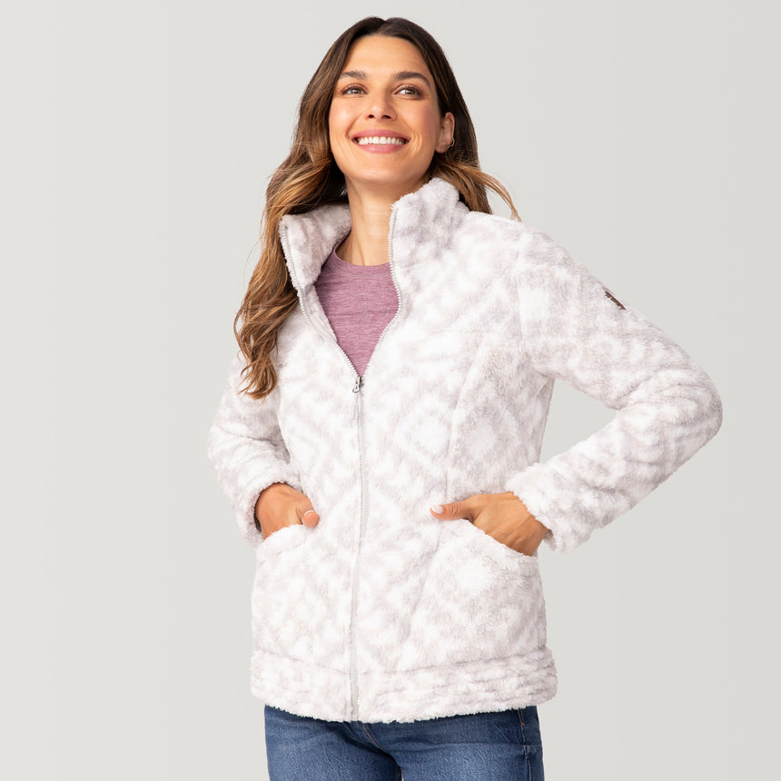 [Olga is 5'9" wearing a size Small.] Women's Sierra Butter Pile® II Jacket - S - Silver Chip #color_silver-chip