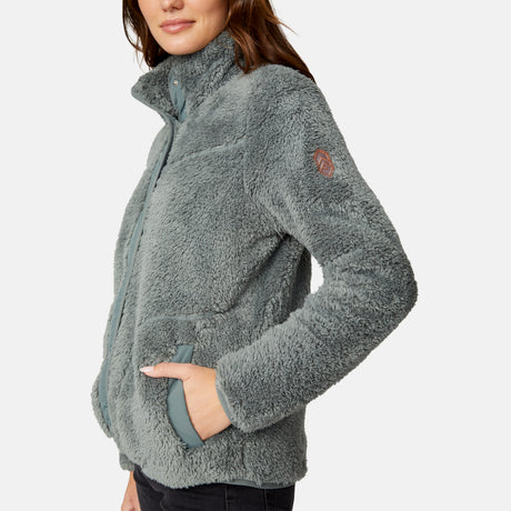 [Jessica is 5'9.5" wearing size S.] Woman wearing a green fleece button front jacket on a white background