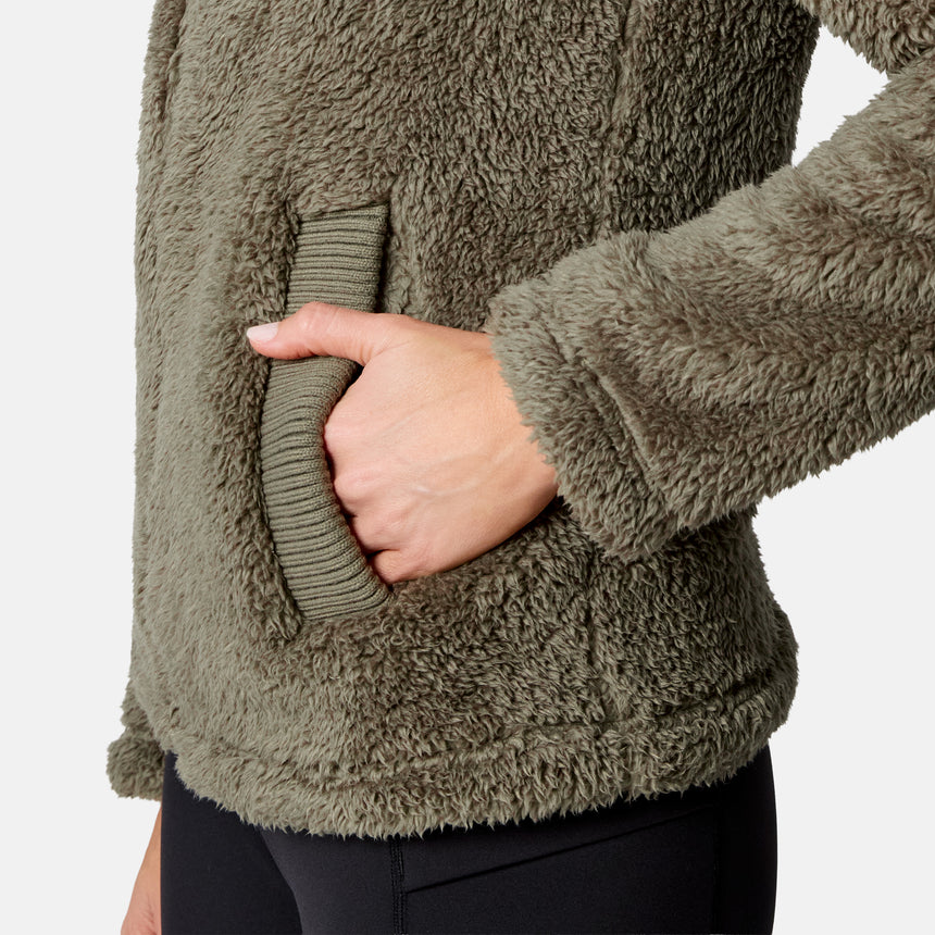 Close up of the plush Sherpa fleece and cuff on the Women's Sierra Sherpa Pile Zip Up Jacket