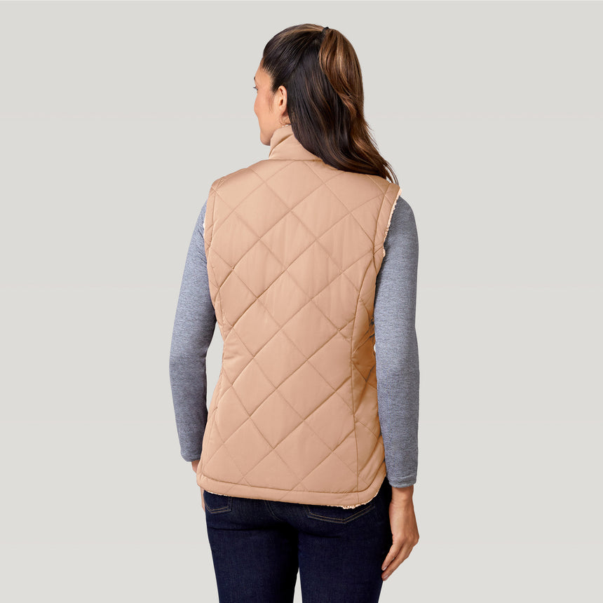 [Natalia is 5’9” wearing a size Small.] Women's Stratus Lite Reversible Vest - S - Mushroom #color_mushroom