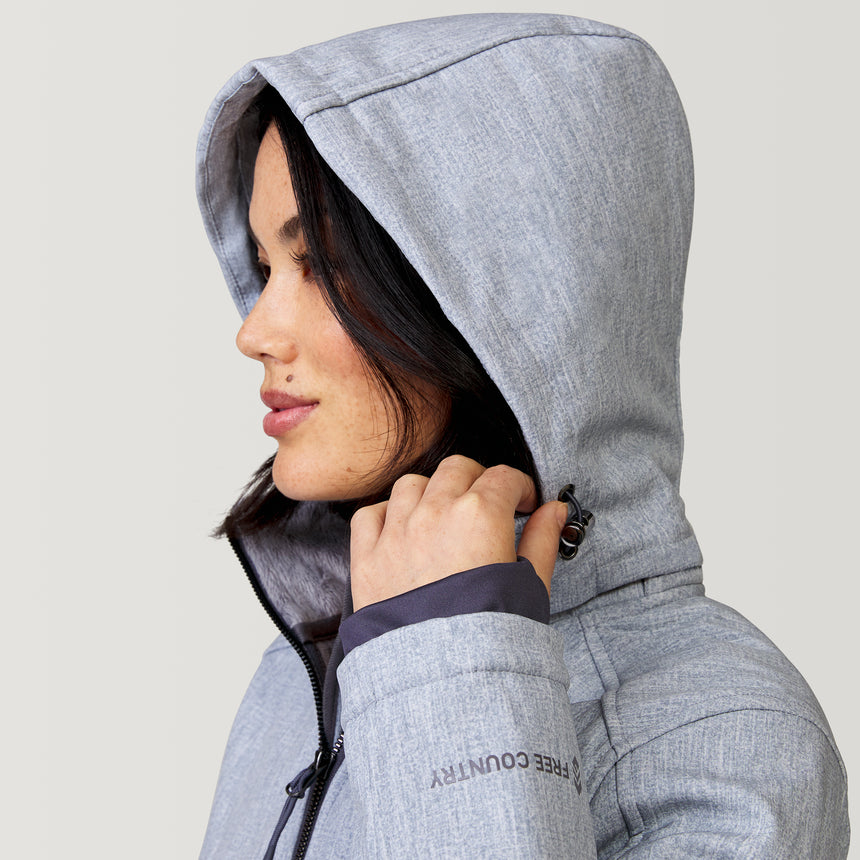 [Megan is 5’6” wearing a size Small.] Women's Aeris II Super Softshell® Jacket - Silver Chip - S #color_silver-chip