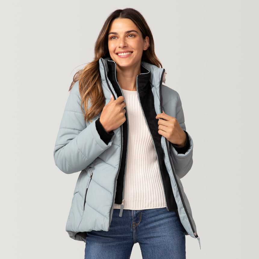 [Olga is 5’9" wearing a size Small.] Women's Unstoppable II Poly Air Touch Jacket - S - Willow #color_willow