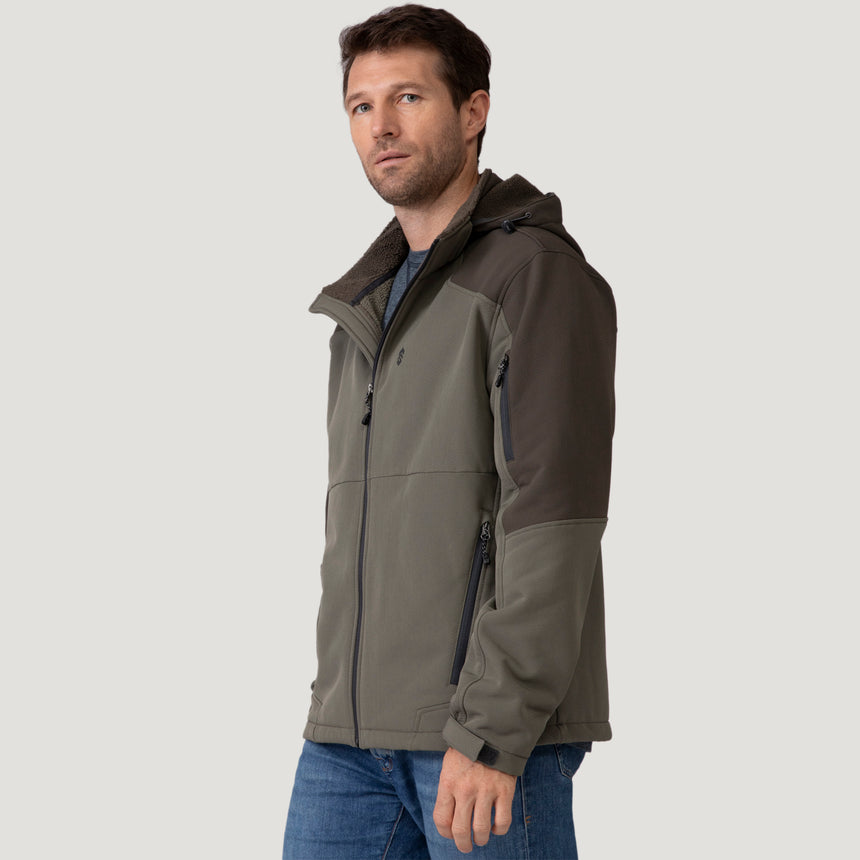 [Vince is 6’1” wearing a size Medium.] Men's Flat Lands Hurricane Softshell® Jacket - Lead Olive - M #color_lead_olive