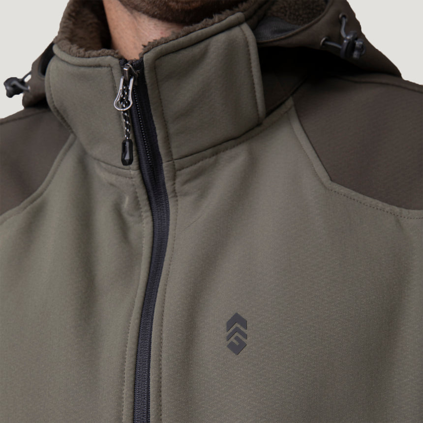 [Vince is 6’1” wearing a size Medium.] Men's Flat Lands Hurricane Softshell® Jacket - Lead Olive - M #color_lead_olive