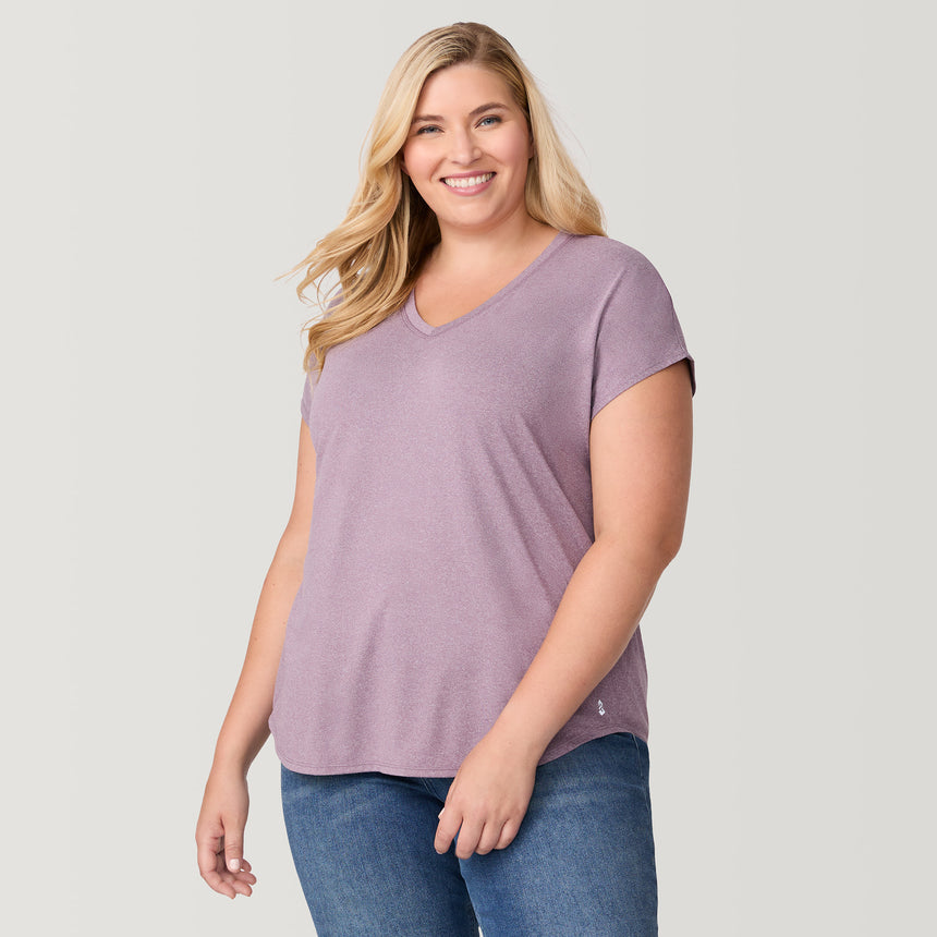 [Lola is 5'10.5" wearing a size 1X.] Women's Plus Size Microtech Chill B Cool Tee - 1X - Plumberry #color_plumberry