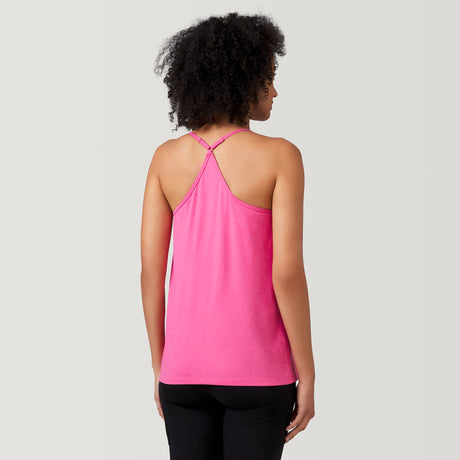 [Victoria is 5’11” wearing a size Small.] Free Country Womens Free2B B Cool V-Neck Built-In Bra Cami Top - Coral - S #color_coral
