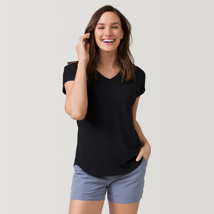 [Emily is 5’9” wearing a size Small.] Free Country Women's Microtech Chill B Cool Tee - Black - S#color_black