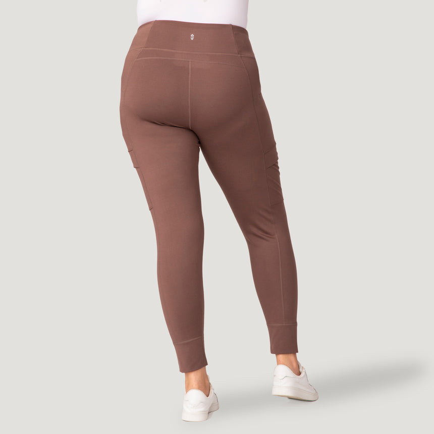 [Model is wearing a size 1X.] Women's Plus Size Trail 2 Town Legging - 1X - Toffee #color_toffee