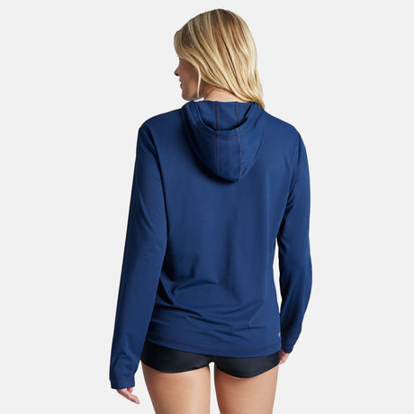 [London is 5'9.5" wearing a size Small.] Woman wearing Free Country The Everybody SunFree UPF Hoodie in Navy, size M, made from moisture wicking stretch UPF performance fabric featuring  an attached hood #color_navy
