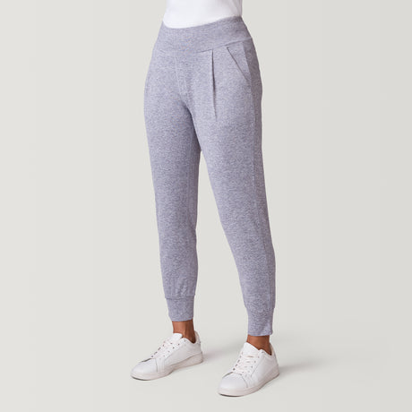 Women's Cloud Knit Pleated Jogger