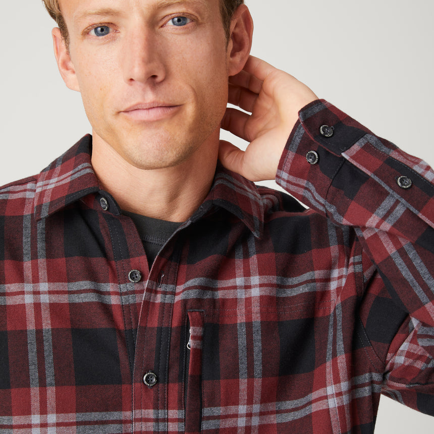 Men's Easywear Flannel Shirt - Brown Balm Plaid - M #color_brown-balm-plaid