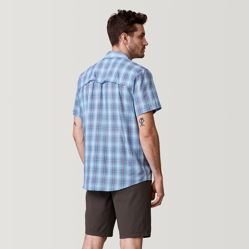 [Will is 6'2" wearing a size Medium] Men's Excursion Short Sleeve Poplin Shirt - Airy Blue - M #color_airy-blue