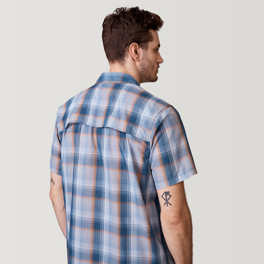 [Will is 6'2" wearing a size Medium] Men's Excursion Short Sleeve Poplin Shirt - Dried Sage - M #color_dried-sage
