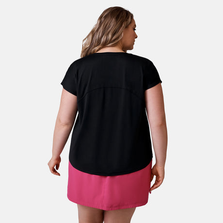 [Angela is 5’10” wearing a size 1X.] Women's Plus Size Microtech Chill B Cool Tee - Black - 1X #color_black