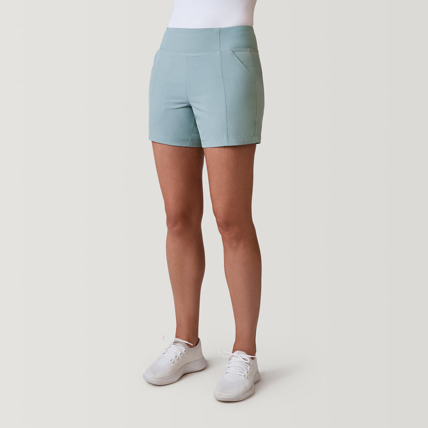 [Model is 5’9” wearing a size Small.]  Women's Free 2 Explore Hybrid Short - Moss - S #color_moss