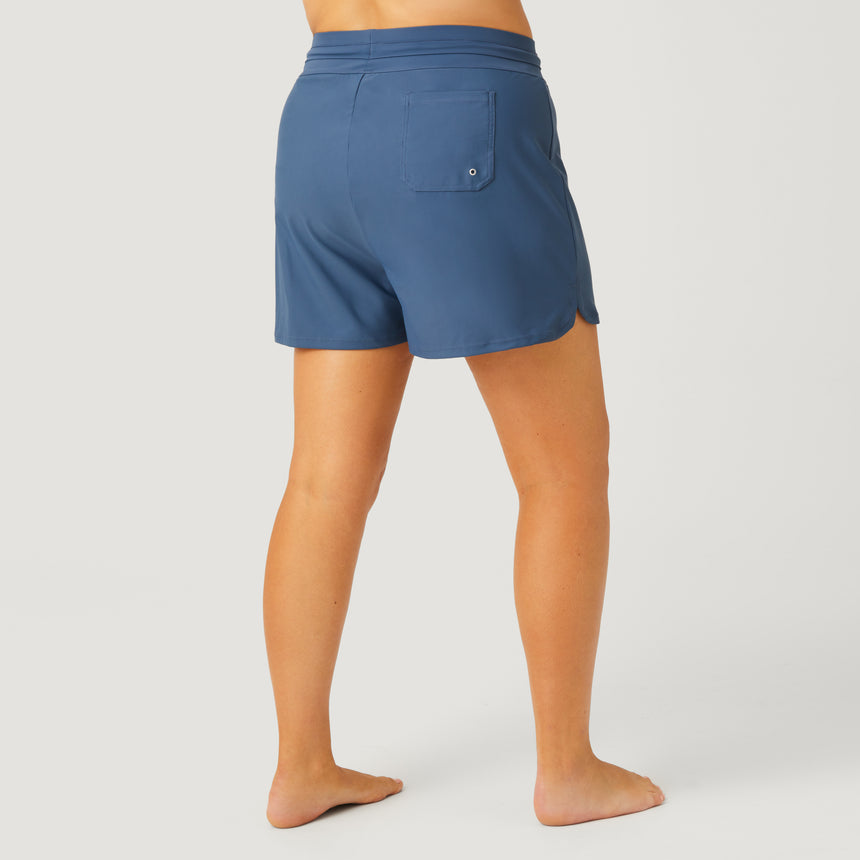 [Model is 5’10” wearing a size 1X] Women's Plus Size Drawstring Swim Short - Slate #color_slate