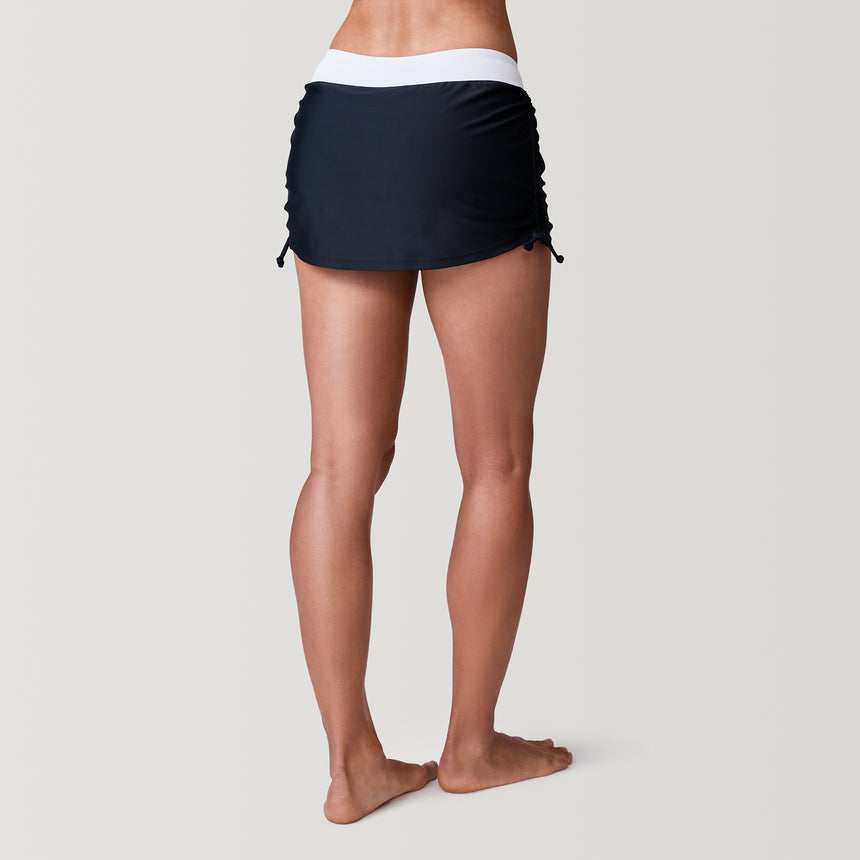 [Model is 5’9” wearing a size Small.]  Women's Side Shirred Swim Skirt - S - Black/White #color_black-white
