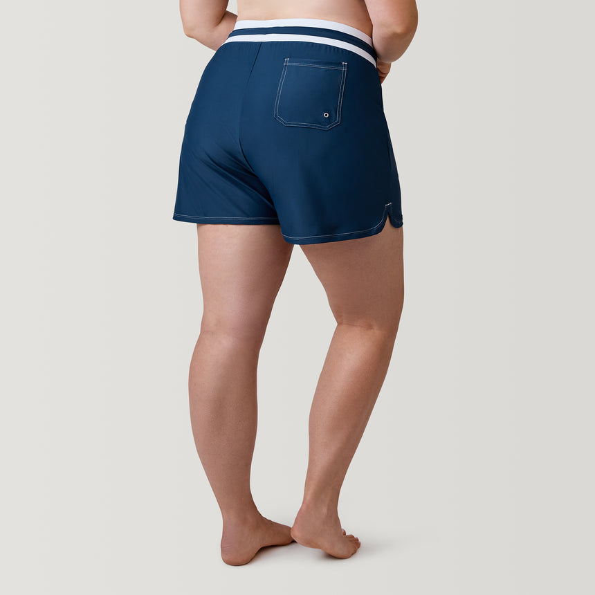 [Model is 5’10” wearing a size 1X] Women's Plus Size Drawstring Swim Short - Navy-White #color_navy-white