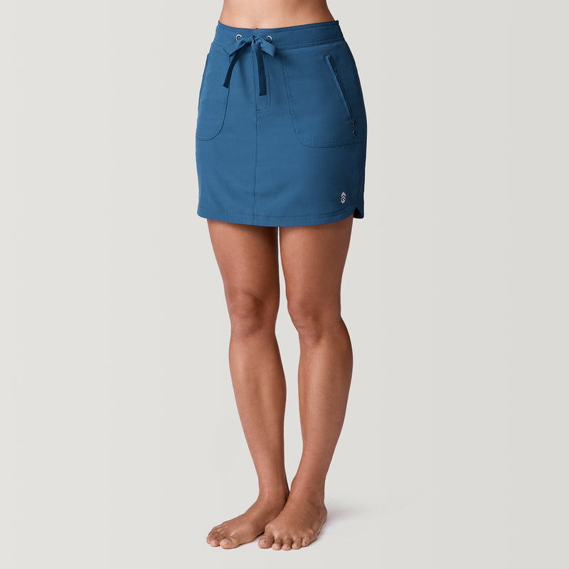 [Model is 5’9” wearing a size Small.] Women&