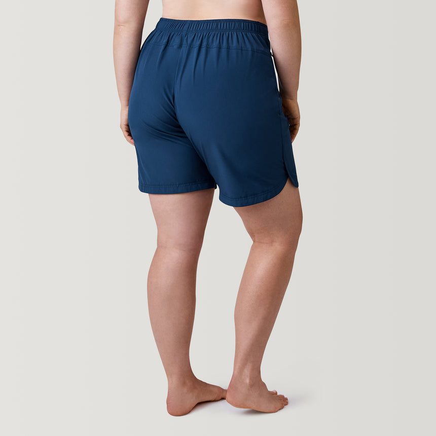 [Model is 5’10” wearing a size 1X] Free Country Women's Plus Size Bermuda Board Short II - Navy - #color_navy