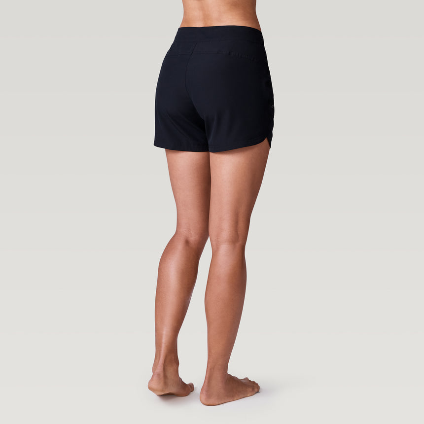 [Model is 5’9” wearing a size Small.] Women's 5" Bermuda Board Short - Black - S #color_black